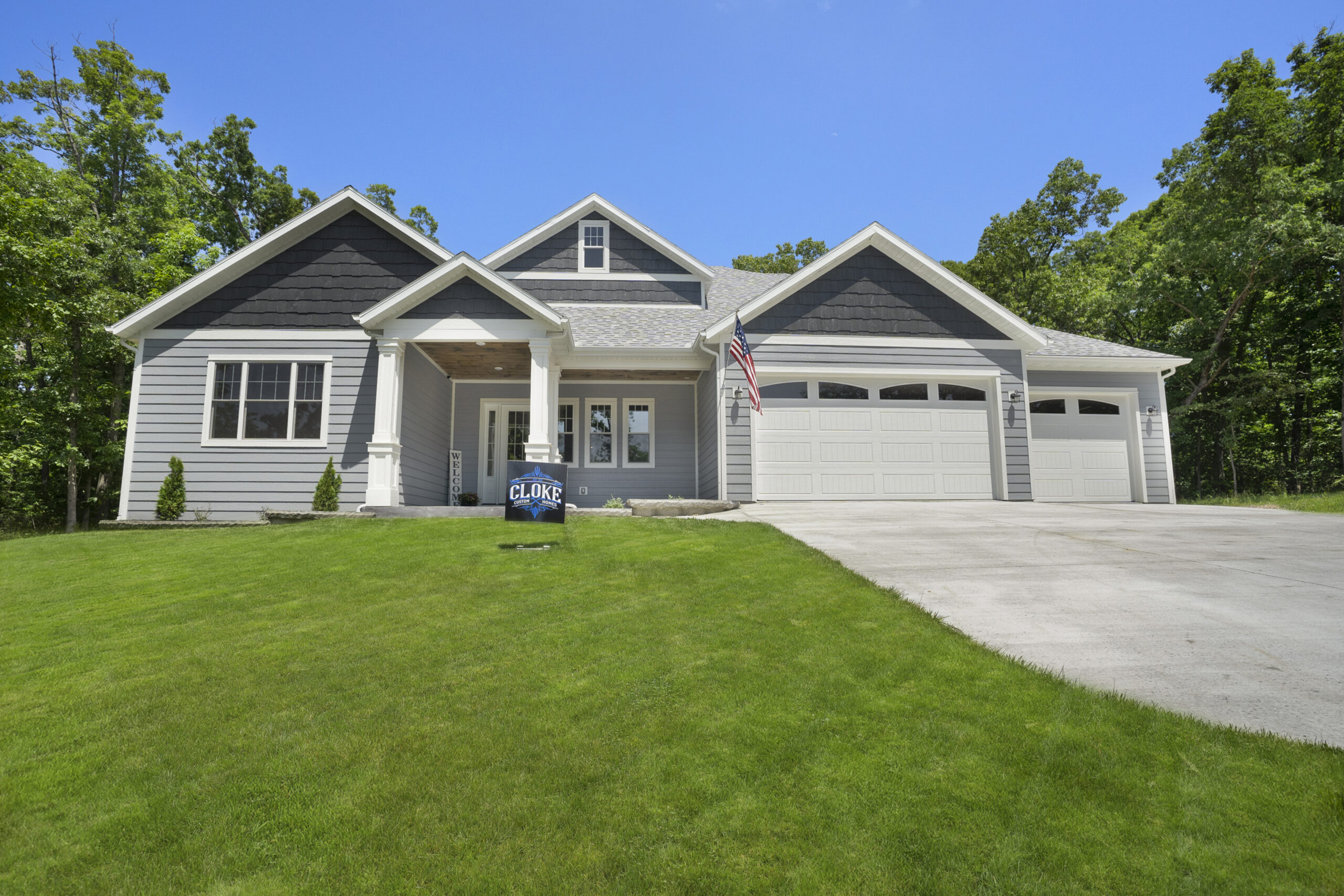 Custom craftsman home built by Cloke Custom Homes at the Lake of the Ozarks